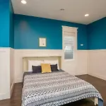 Views, Under 2mi Broadway, Gated Parking Holiday home *