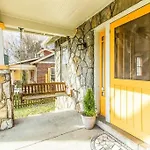 Deacon\'S House From The Tv Series, Nashville! Walk To Downtown!