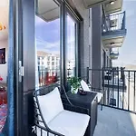 Downtown Midtown Vanderbilt, Honky Tonk Party Pad 1, Parking Gym Pool Apartment