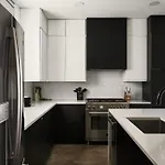 6 Bed With En Baths, Host Up To 20, Rooftops, Parking, Gourmet Kitchens, Cozy Living Spaces, Skyline Views & Fire Table, Near Downtown, Distilleries & Marathon Village, High-speed Wi-fi, 24hr Hospitality *