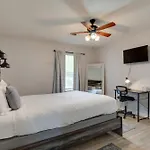 2 Bdr With Free Parking! 2m To Broadway! Nashville