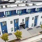 Outrider Buyout- 3 Units By Avantstay Sleeps 30