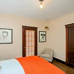 Bright In Hip East Walk To 5 Points - Only 2 Miles To Downtown * Nashville