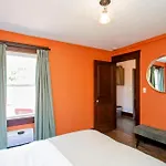 Holiday home Bright In Hip East Walk To 5 Points - Only 2 Miles To Downtown *