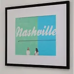 Chic Retreat In The Heart Of Nashville Unit #4A Apts