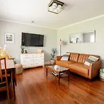Cozy Getaway Mins To Downtown, Broadway Airport Holiday home Nashville