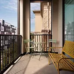 Holiday home Modern Music Row With King & Queen Bedrooms + Private Balcony Pool & Fitness Center Walk To Rca B & Local Dining Under 2 Miles To Broadway Garage Parking Elevator Access 24 Hr Hospitality *