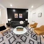 5 Min To Broadway Game & Ping-pong Parking Holiday home *