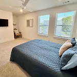 Holiday home 5 Min To Broadway Game & Ping-pong Parking Nashville