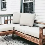 5 Min To Airport Pet Friendly Fire Pit Fenced Yard