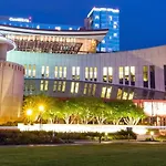 Luxury Penthouse With 2 Floors Pool Patio Gym Walk To Broadway * Nashville