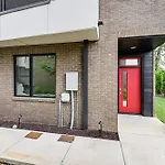 Holiday home 1 Mi To Downtown Nashville: Townhome W/ Balcony! Nashville