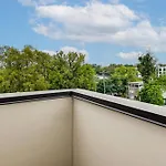 1 Mi To Downtown Nashville: Townhome W/ Balcony! Holiday home *