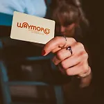 Waymore\'S Guest House & Casual Club