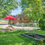 Nashville Getaway With Gazebo, 11 Mi To Downtown!