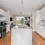 Twelve South Holiday home *