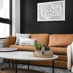 Apartment Chic Music Row Rooftop Deck With View Gym Office And