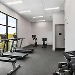 Apartment Chic Music Row Rooftop Deck With View Gym Office And