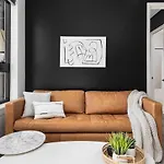 Apartment Chic Music Row Rooftop Deck With View Gym Office And Nashville