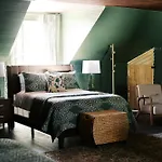 Historic Home For Groups! 8 Min To Dt! Sleeps 12