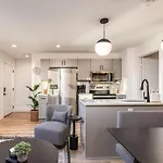 Holiday home Multi-condo Building With 7 Units 15 Bedrooms 22 Beds And Free Parking