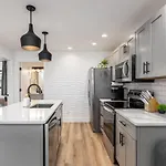 Holiday home Multi-condo Building With 7 Units 15 Bedrooms 22 Beds And Free Parking Nashville