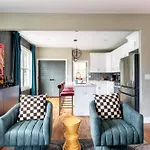 Holiday home Luxury Home- Huge Yard, Fire Pit, Game And Movie *