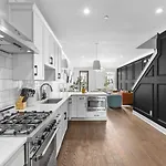 Rooftop Deck Firepit And Garage Walk To 12 South And Restaurants Holiday home *
