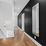 Stunning With Garage And Patio Walk To Restaurants 12 South And Belmont Holiday home Nashville