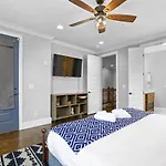 5 Mins To Downtown - Big Luxury House - 7 Beds Holiday home Nashville