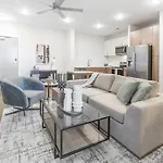 Landing Modern With Amazing Amenities *