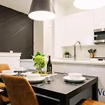 Apartment Vogue Life Trendy 4br House Ensuites *