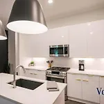 Vogue Life Trendy 4br House Ensuites Apartment Nashville
