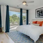 Country Thunder - Private Balcony - 5 Min Walk To Geodis Park