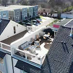Holiday home Spacious W Rooftop Deck And Mural! 10 Min 2 Dt