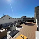Spacious W Rooftop Deck And Mural! 10 Min 2 Dt * Nashville