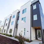 New! Beautiful Murals, Rooftop Deck & Karaoke!