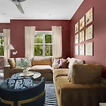 Bourbon & Bubbles - Rooftop Hot Tub & Speakeasy Holiday home Nashville