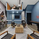 The Bluebell - Rooftop Lounge With Hot Tub Holiday home Nashville