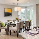 Great Location, Large - Roof Deck, Walk To Ni Holiday home Nashville