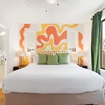 Holiday home 11 Beds 6 Full Baths With Rooftop Deck Nashville