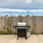 11 Beds 6 Full Baths With Rooftop Deck