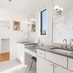 11 Beds 6 Full Baths With Rooftop Deck