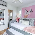 11 Beds 6 Full Baths 5 Minutes To Downtown Holiday home Nashville