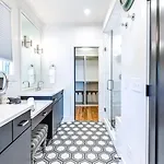 Holiday home 11 Beds 6 Full Baths 5 Minutes To Downtown