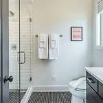 11 Beds 6 Full Baths 5 Minutes To Downtown Holiday home