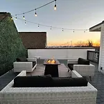 Gorgeous Rooftop Deck 3 Bdrs 3 Baths Nashville