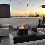 Holiday home Gorgeous Rooftop Deck 3 Bdrs 3 Baths Nashville
