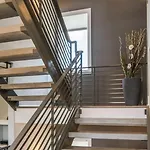 Great Location, Large - Roof Deck, Walk To Ni * Nashville