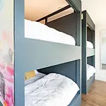 Delight - Fun Murals & Downtown Views Holiday home *